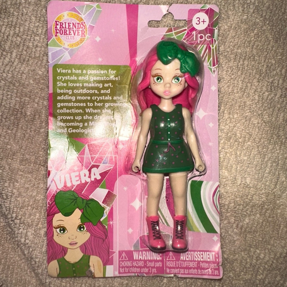 NIP Friends Forever Club Viera Girl Doll Toy Collectable 5”